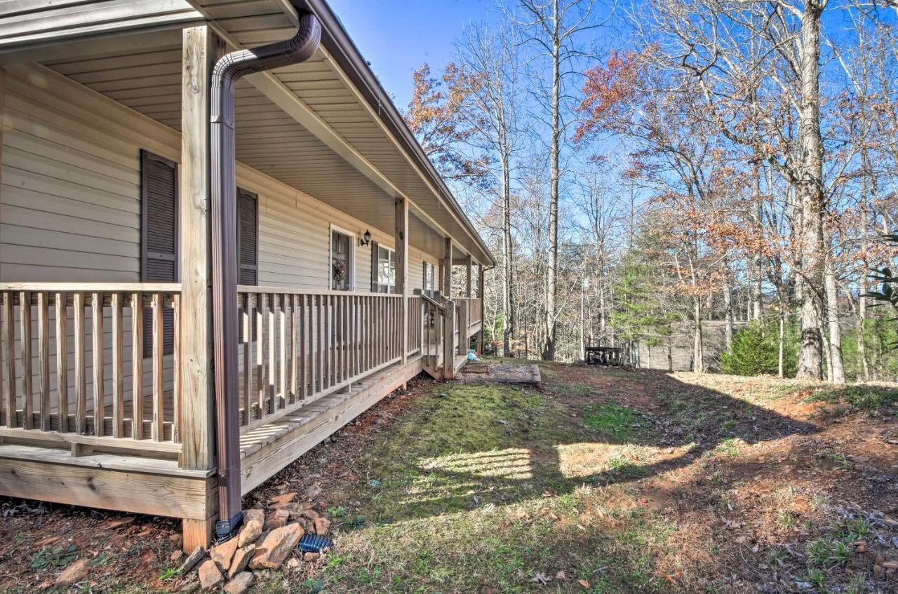 Blairsville Home With Deck And Stunning Mountain Views Hood Exterior photo